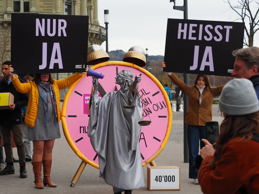 Nur Ja heisst Ja Übergabe des Weckrufes ans Parlament